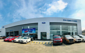 sua-bang-hieu-led-salon-oto-quan-binh-tan