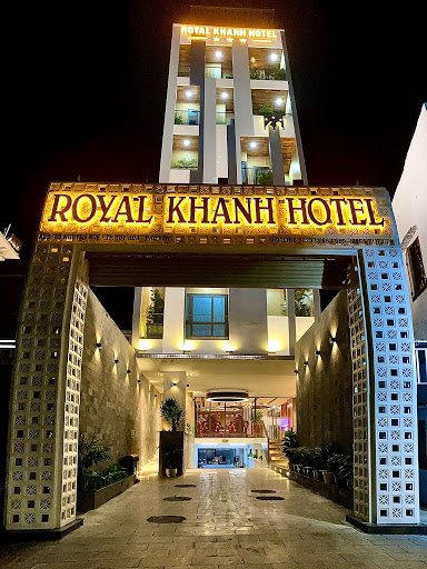 lam-bang-hieu-khach-san-hotel-quan-binh-tan