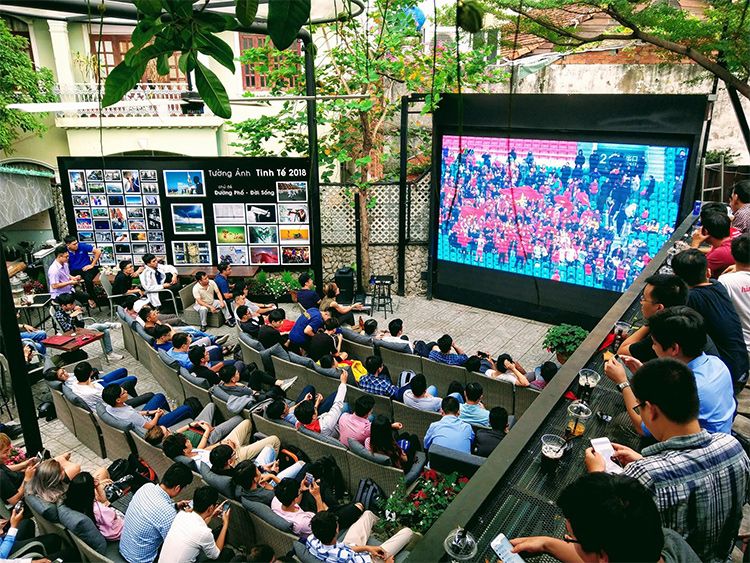 man-hinh-ca-phe-quan-binh-ta