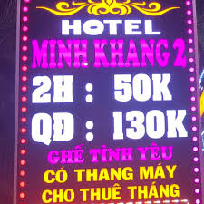 bang-hieu-khach-san-quan-8