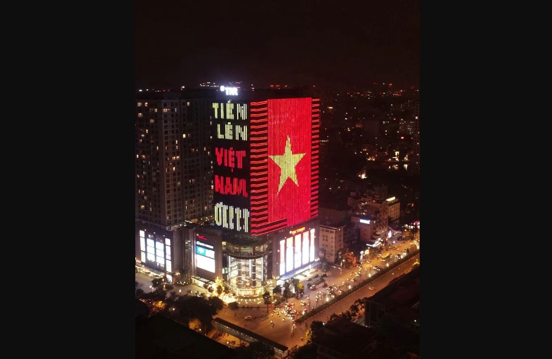 Thi công LED tòa nhà Quận 7