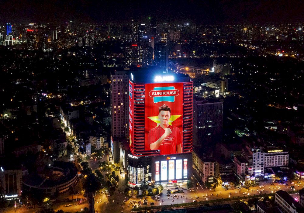 Thi công LED tòa nhà Quận 7